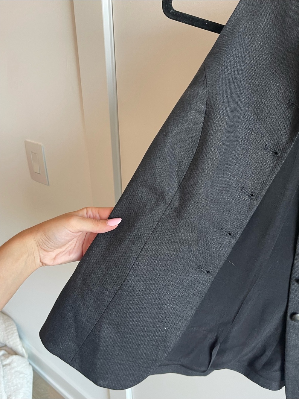Sezane Editions Black Sleeveless Button Vest - Picture 3 of 7